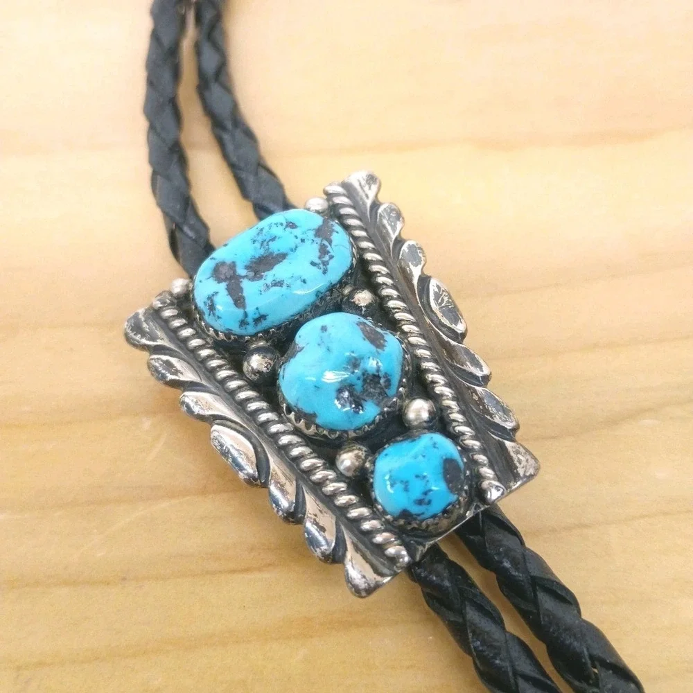 Zuni Pueblo Sterling Silver & Turquoise Bolo Tie RLB  Robert & Bernice Leekya